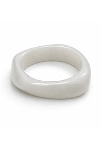 Getty Acrylic Abstract Square Bangle Bracelet - ShopPromesa