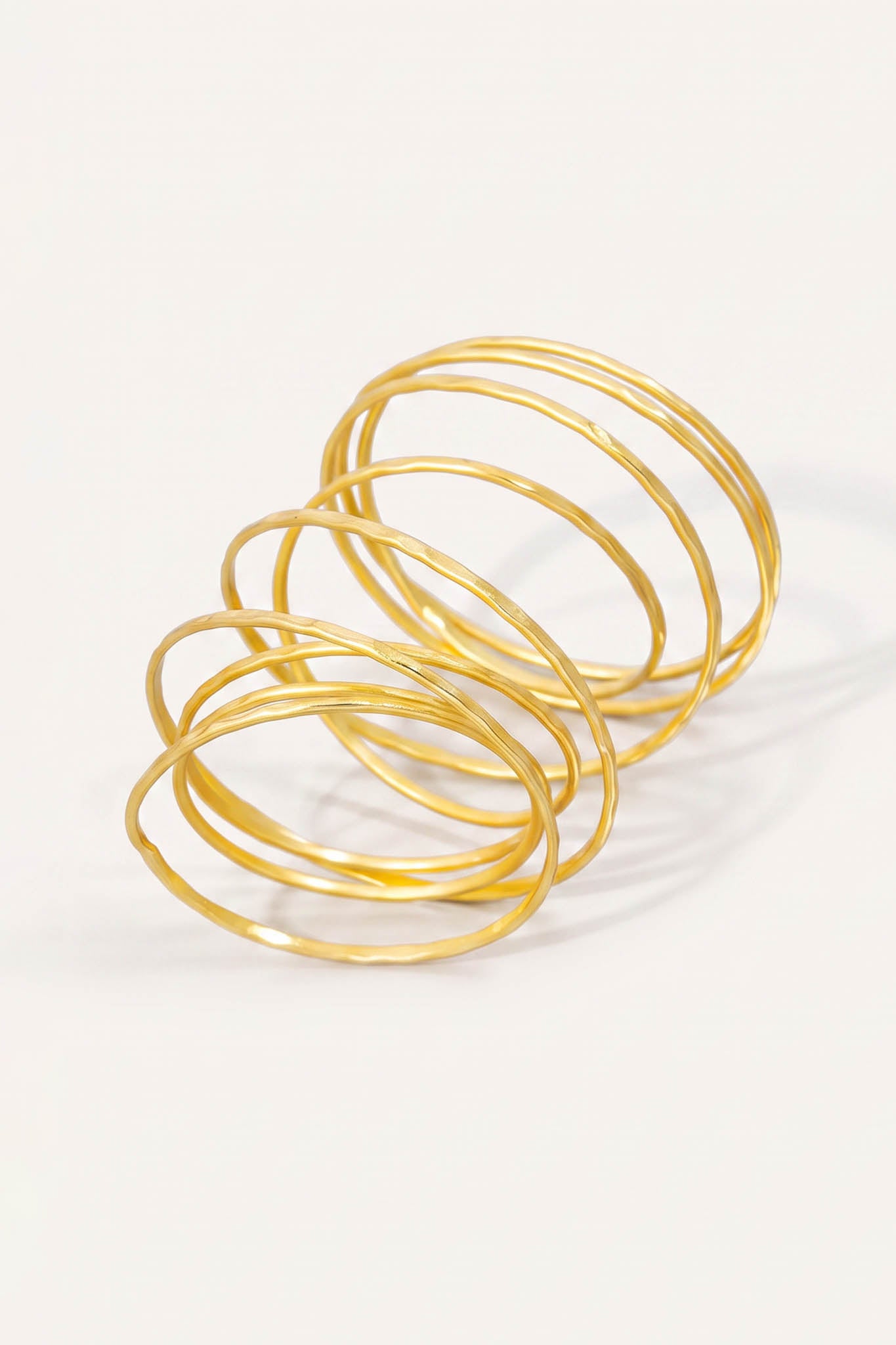 Delfern Hammered Gold 9-Piece Ring Stack - ShopPromesa