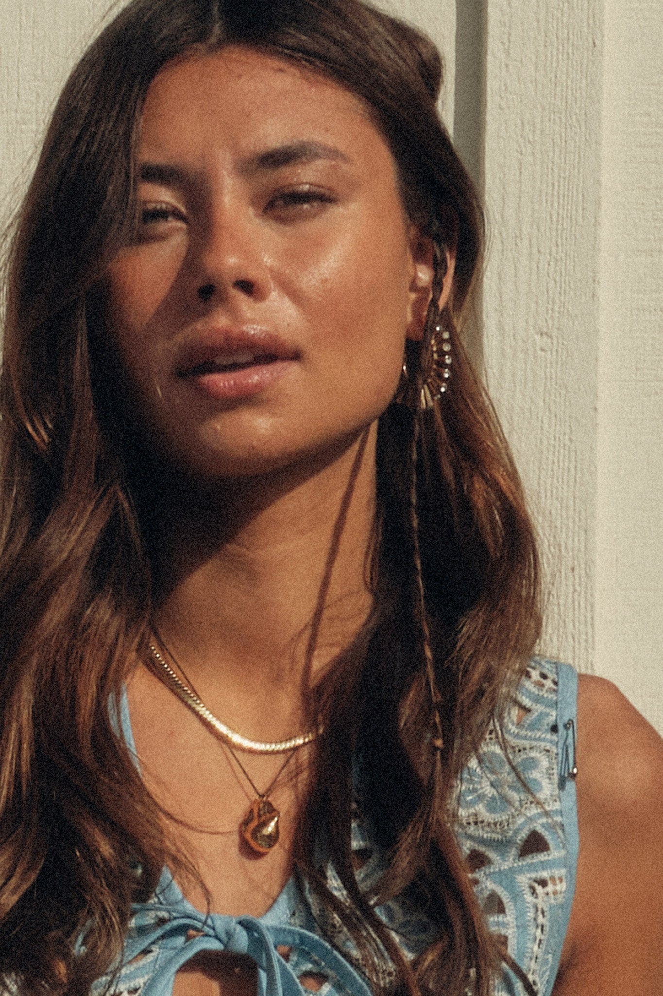 Solana Gold Rhinestone Sunburst Earrings - ShopPromesa