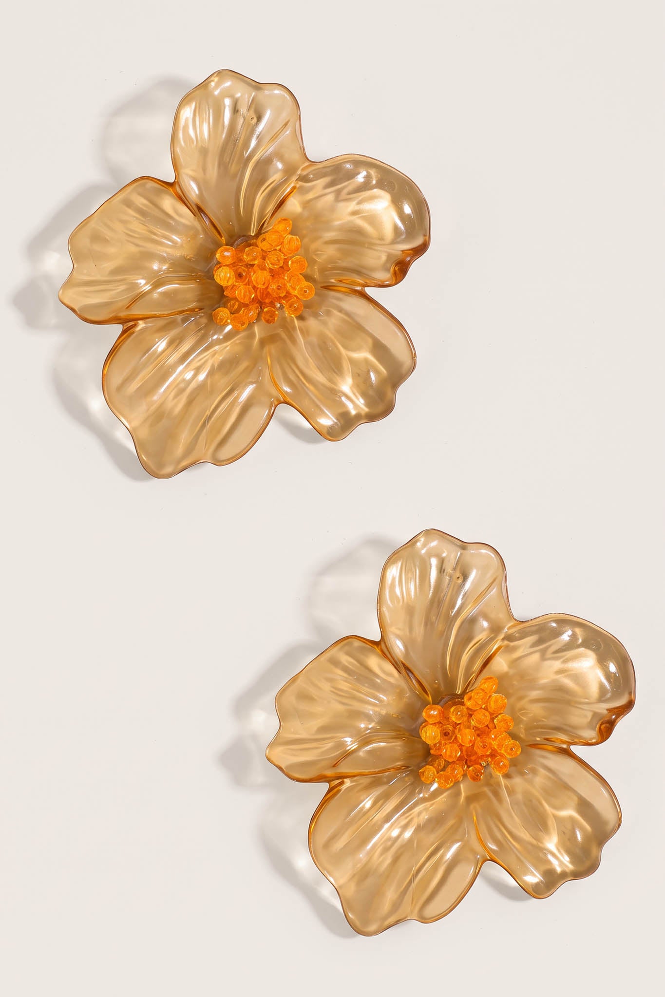 Descanso Large Hibiscus Flower Resin Stud Earrings - ShopPromesa