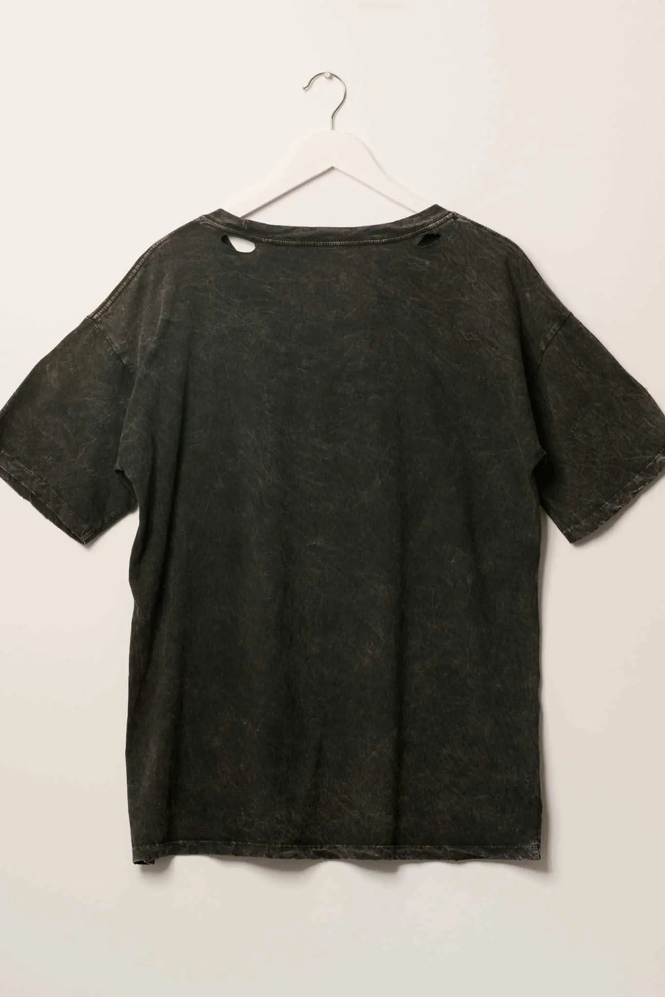 Cowgirl Queen Distressed Vintage-Wash Graphic Tee - ShopPromesa