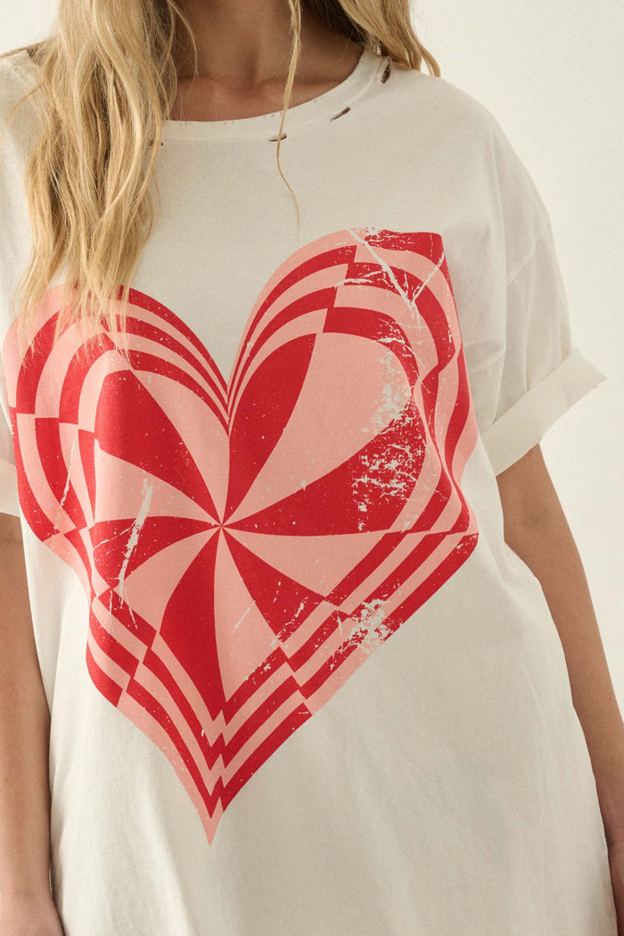 Crazy Love Op-Art Heart Distressed Graphic Tee - ShopPromesa