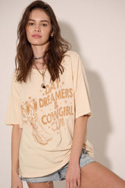 Day Dreamers & Cowgirl Club Distressed Graphic Tee - ShopPromesa