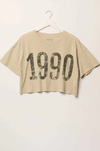 1990 Cropped Vintage-Print Graphic Tee - ShopPromesa