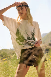Mustang Mountain Distressed Oversize Graphic Tee - ShopPromesa