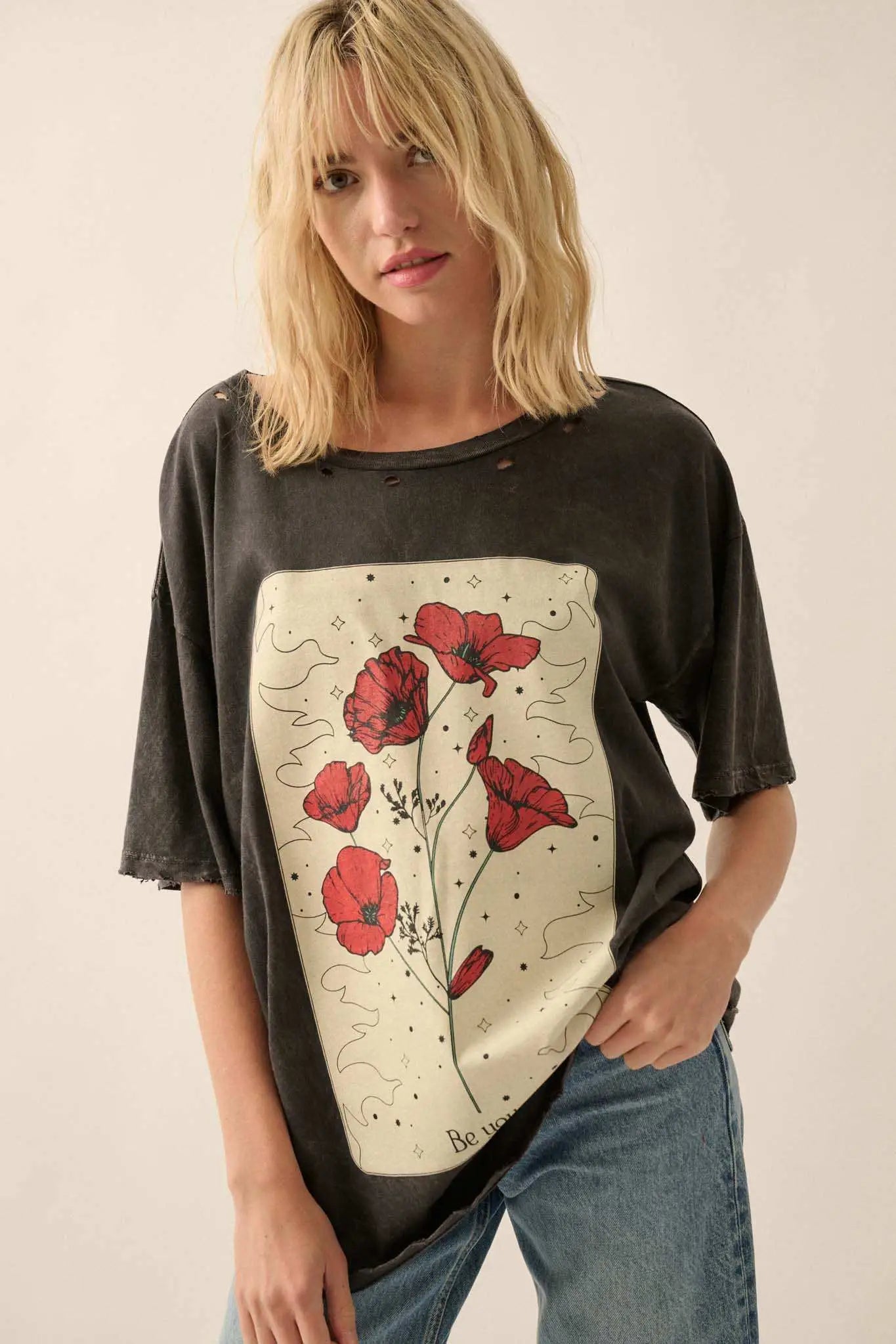 Pretty Poppy Tarot Distressed Oversize Graphic Tee - ShopPromesa