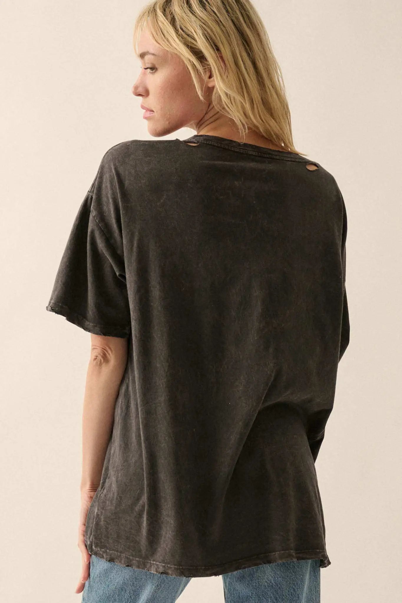 Pretty Poppy Tarot Distressed Oversize Graphic Tee - ShopPromesa