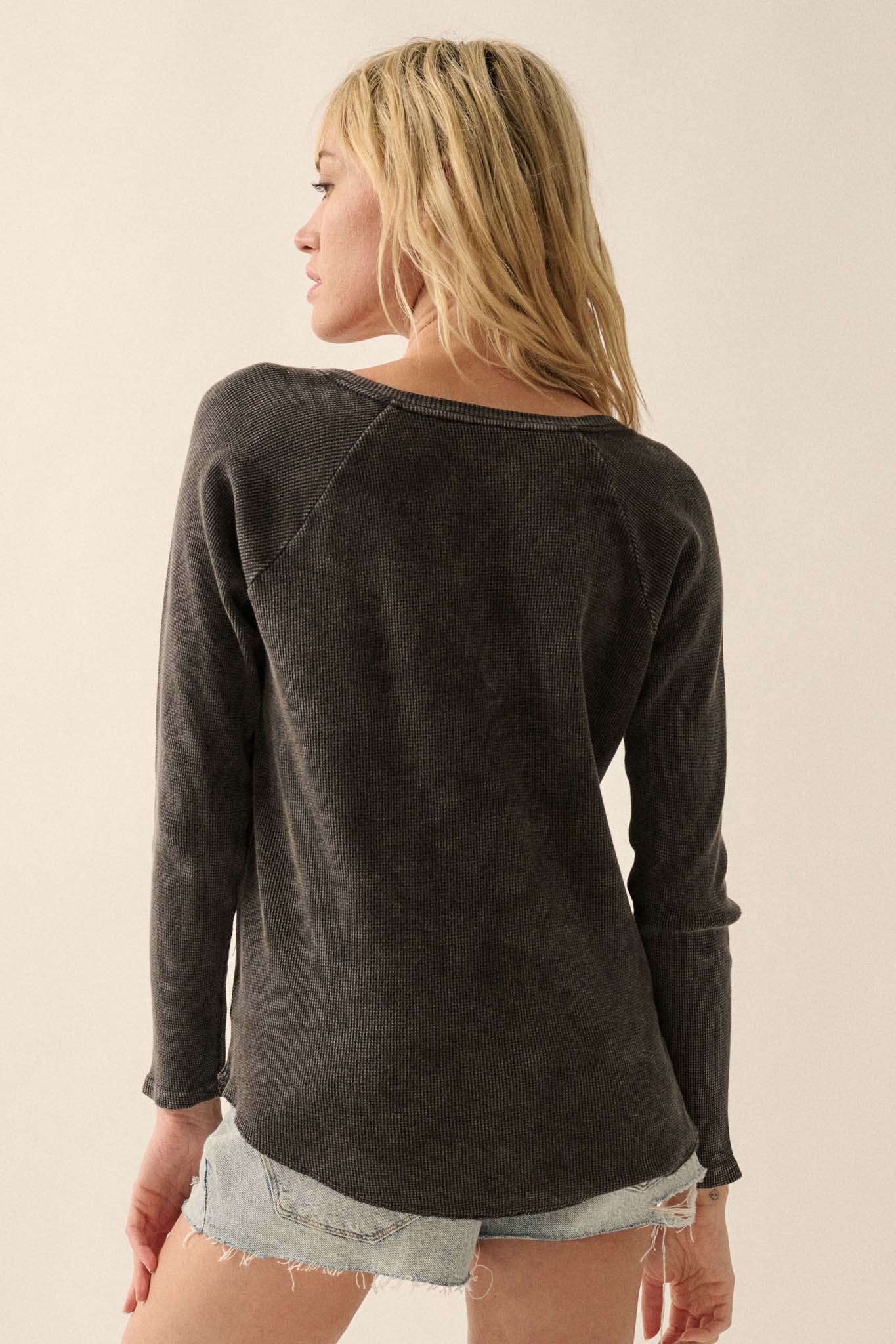 Dream Big Split-Neck Thermal Graphic Top - ShopPromesa