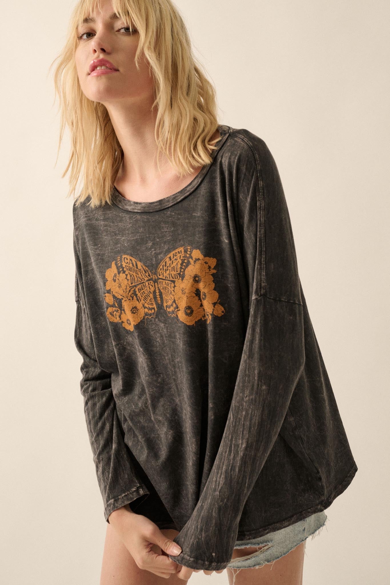 Butterfly Blessings Long-Sleeve Floral Graphic Tee - ShopPromesa