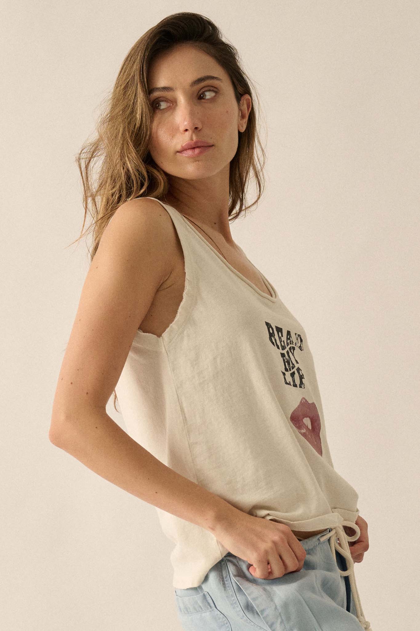 Read My Lips Raw-Edge Graphic Tank Top - ShopPromesa