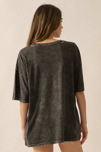 Peace Out Floral Peace Sign Distressed Graphic Tee - ShopPromesa