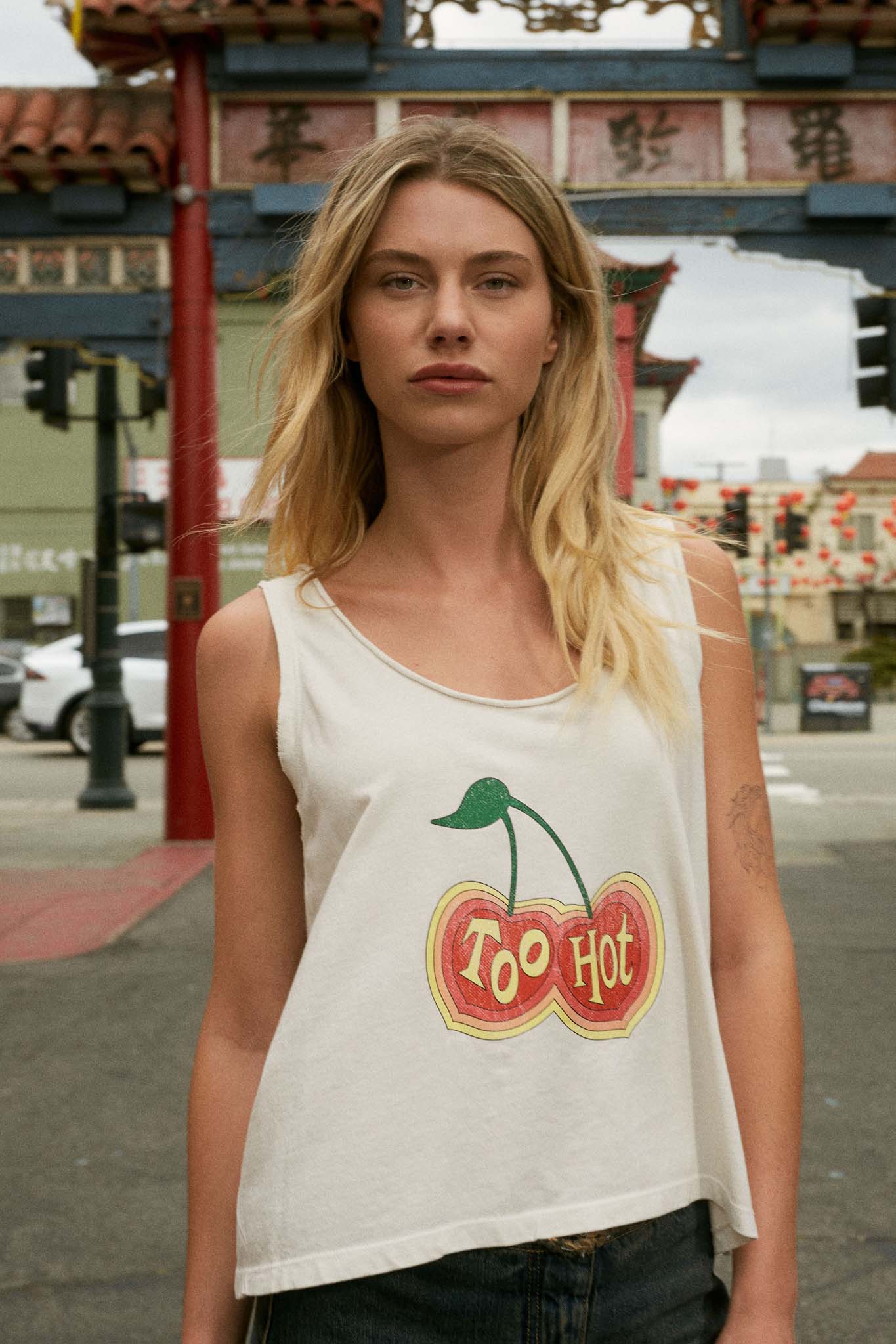 https://cdn.shopify.com/s/files/1/0002/3212/8522/files/Spotlight_Video_Too_Hot_Raw-Edge_Cherries_Graphic_Tank_Top.mp4?v=1717626847