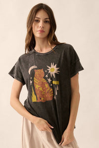 Timeless Tiger Vintage-Wash Graphic Tee - ShopPromesa