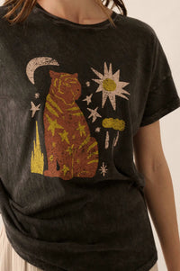 Timeless Tiger Vintage-Wash Graphic Tee - ShopPromesa
