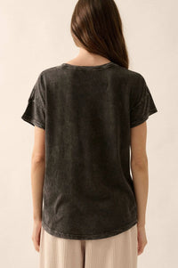 Timeless Tiger Vintage-Wash Graphic Tee - ShopPromesa