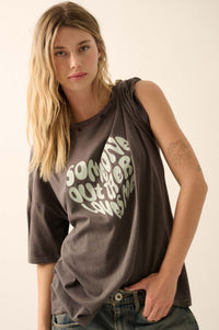 Someone Out There Loves Me Distressed Graphic Tee - ShopPromesa