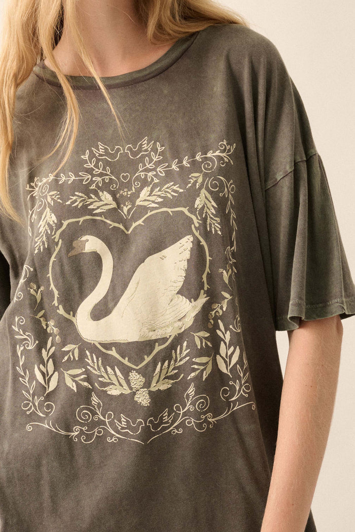 Swan Lake Oversize Vintage-Wash Graphic Tee - ShopPromesa