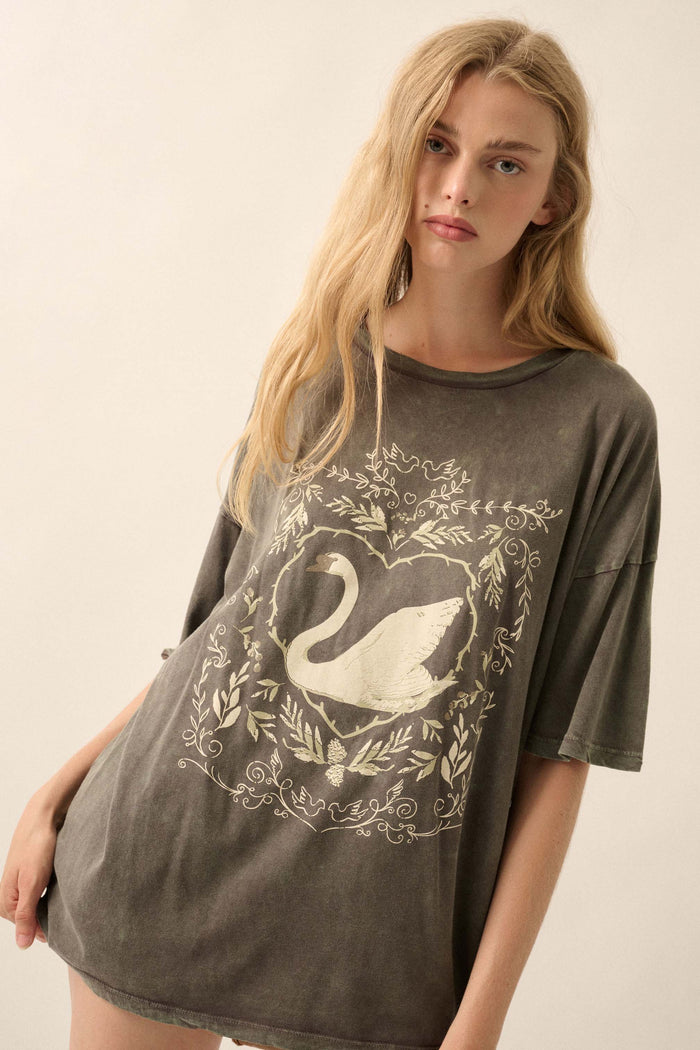 Swan Lake Oversize Vintage-Wash Graphic Tee - ShopPromesa