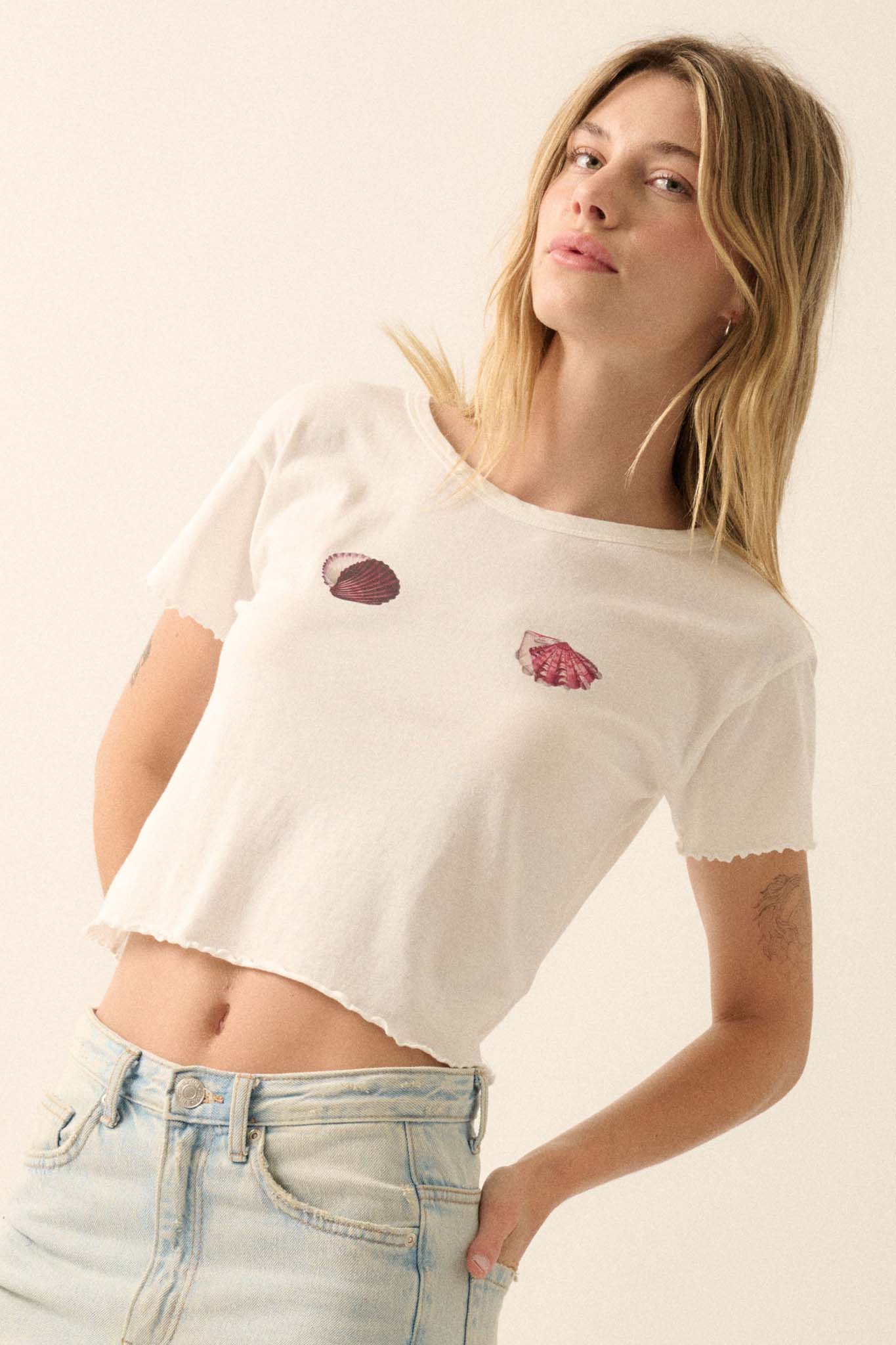 For the Shell of It Cropped Graphic Baby Tee - ShopPromesa