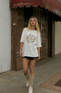 Born to be Fearless Oversize Graphic Tee - ShopPromesa