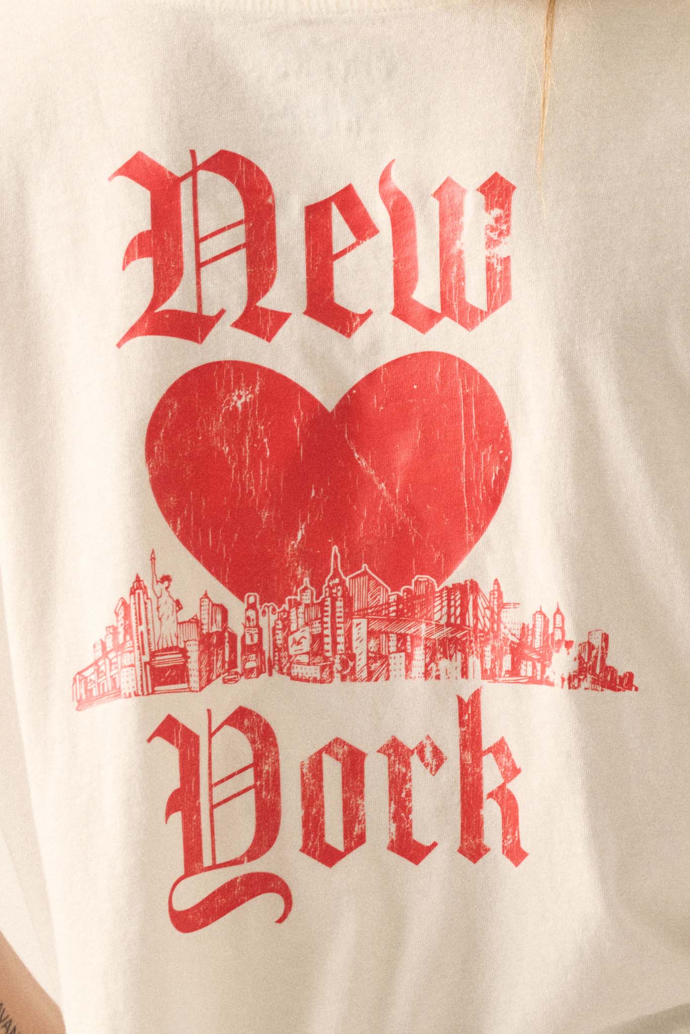 Love New York Back-Print Cropped Graphic Tee - ShopPromesa