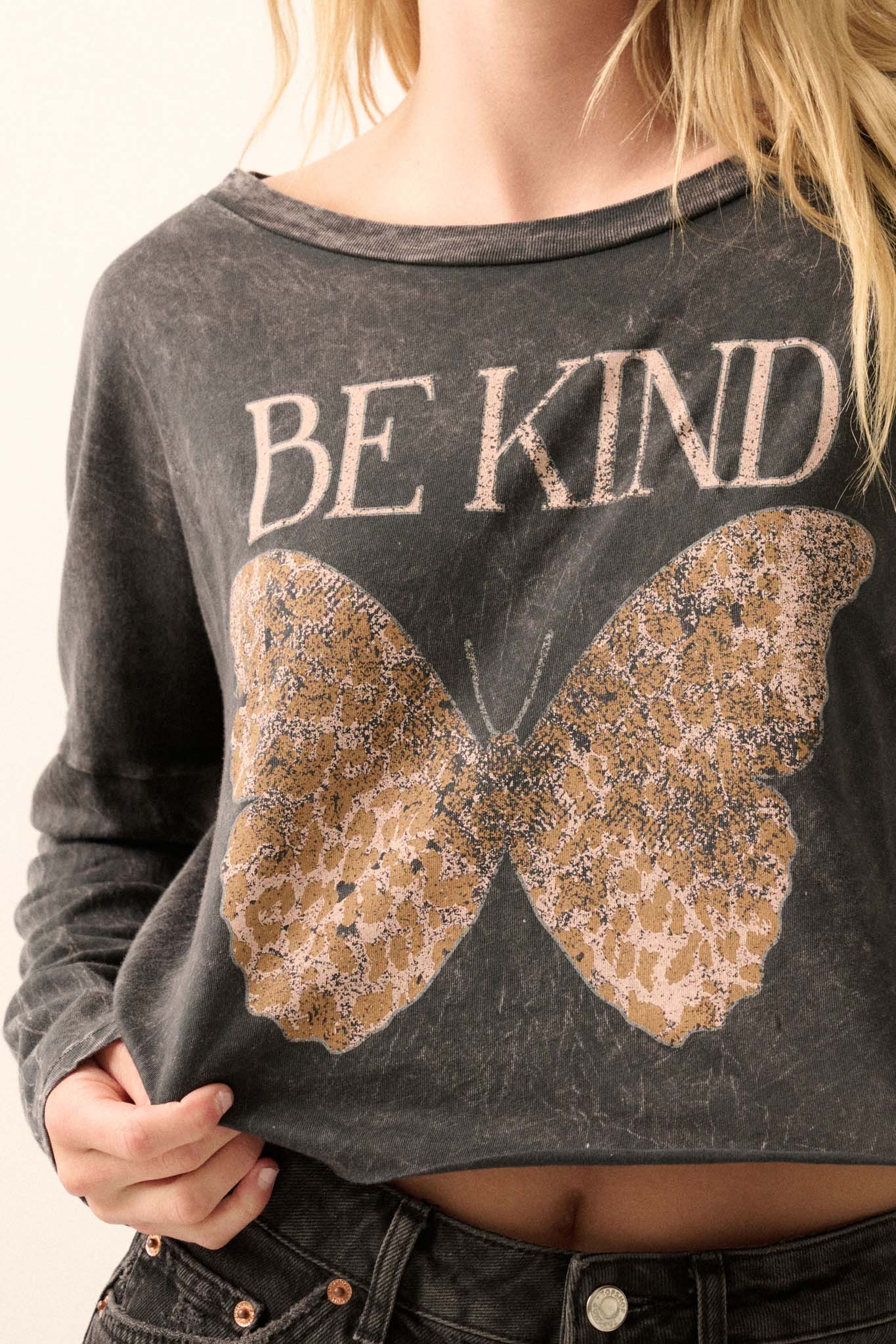 Be Kind Butterfly Cropped Long-Sleeve Graphic Tee - ShopPromesa