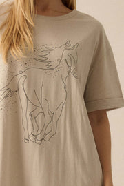 Wild Horses Oversize Hand-Drawn Graphic Tee - ShopPromesa