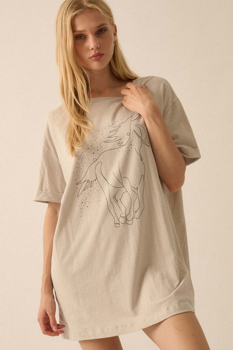 Wild Horses Oversize Hand-Drawn Graphic Tee - ShopPromesa