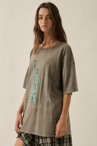 Lady Liberty Vintage-Wash Oversize Graphic Tee - ShopPromesa