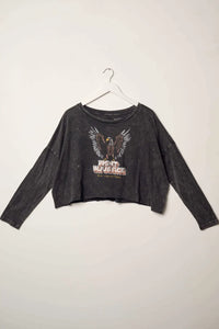 Fight Injustice Cropped Long-Sleeve Graphic Tee - ShopPromesa