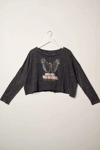 Fight Injustice Cropped Long-Sleeve Graphic Tee - ShopPromesa