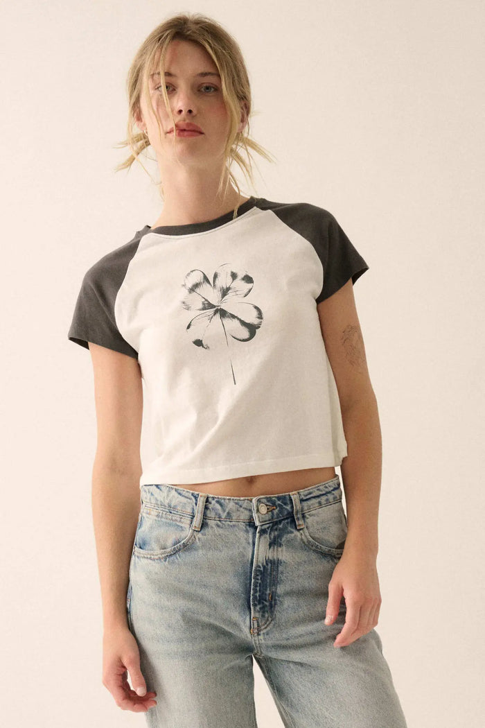 Lucky Clover Cropped Raglan Graphic Baby Tee - ShopPromesa