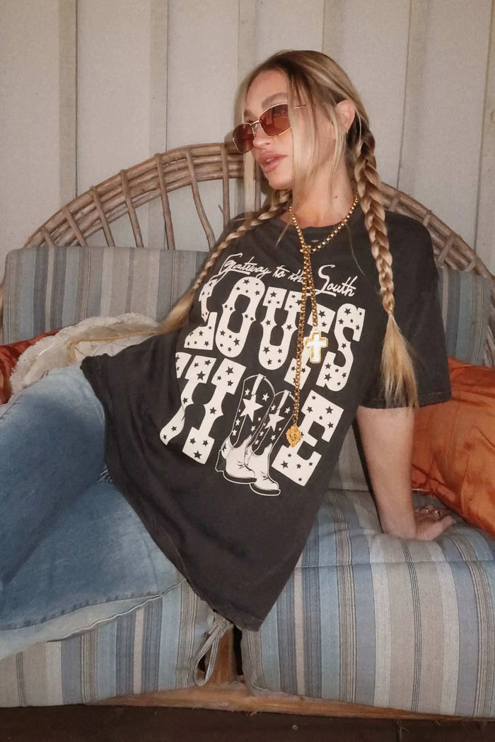 Louisville Boots Distressed Graphic Tee - ShopPromesa