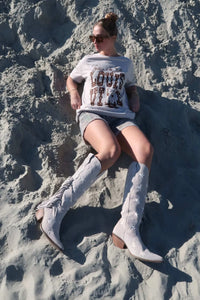 Louisville Boots Oversize Cuffed Graphic Tee - ShopPromesa