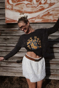 Howdy Honey Cropped Long-Sleeve Graphic Tee - ShopPromesa