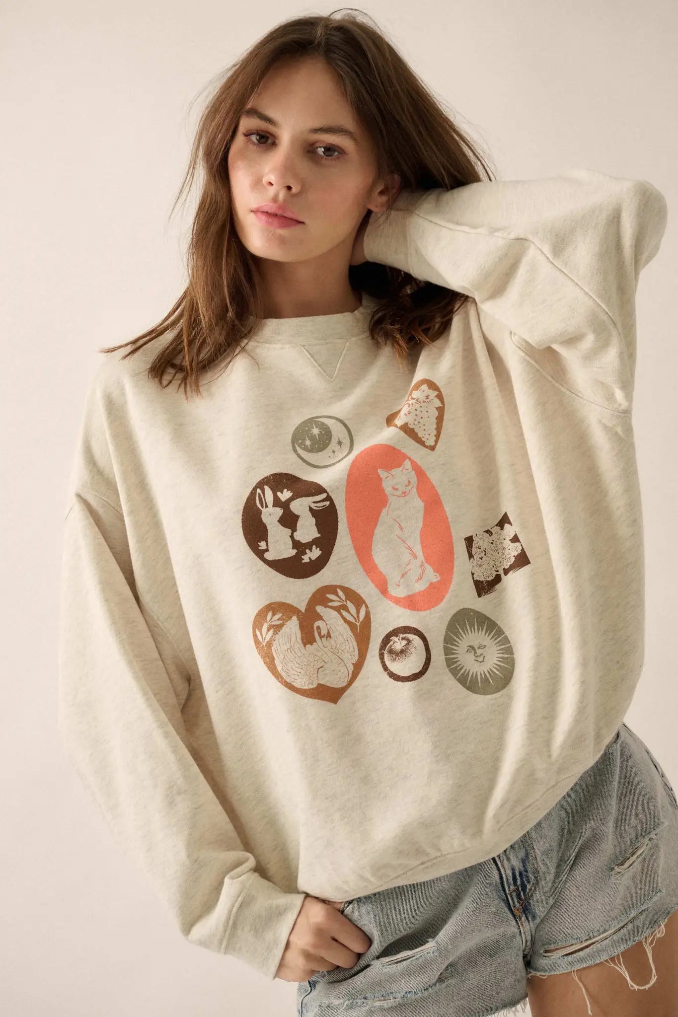 Favorite Things Vintage-Print Graphic Sweatshirt - ShopPromesa