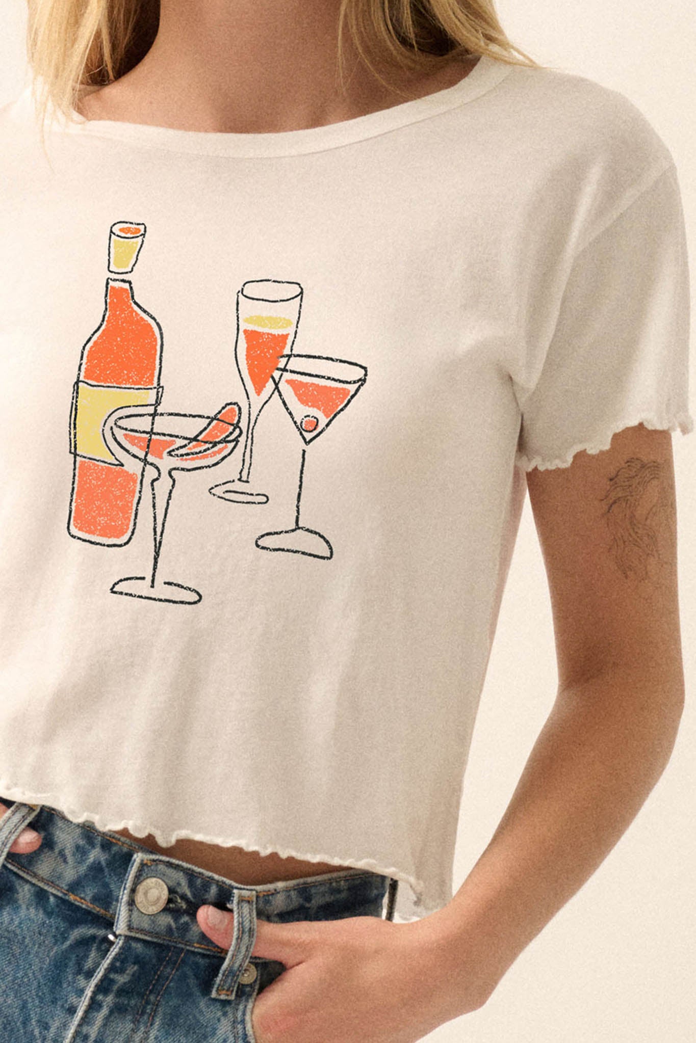 Happy Hour Cropped Lettuce-Edge Graphic Baby Tee - ShopPromesa