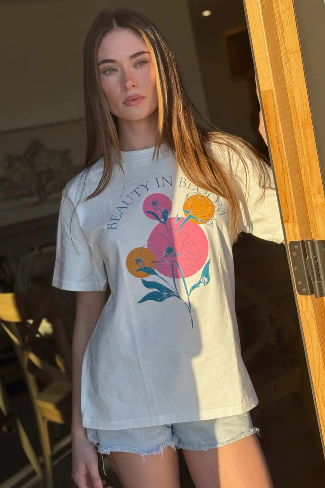 Beauty in Bloom Floral Vintage-Print Graphic Tee - ShopPromesa