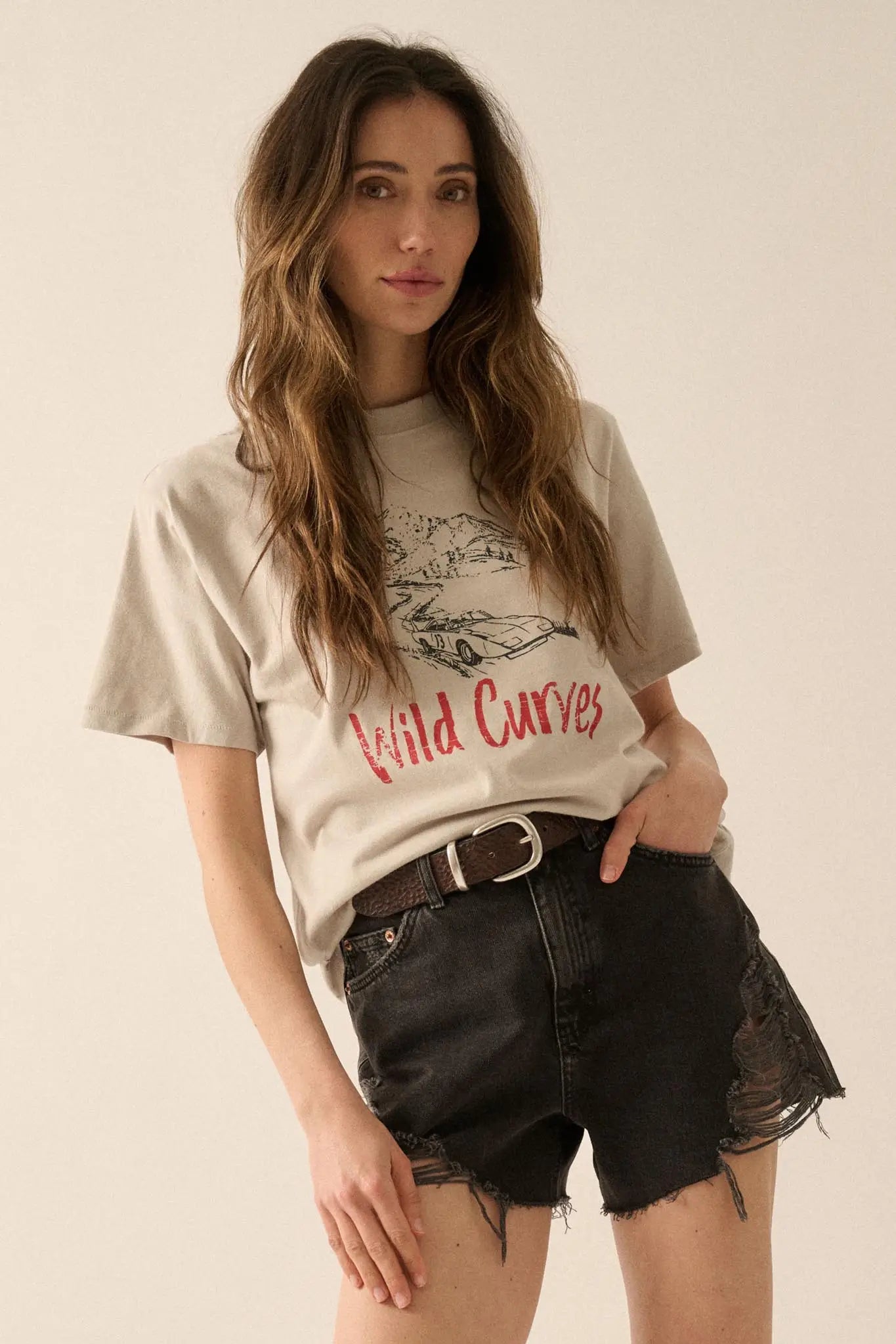 Wild Curves Vintage-Print Hot Rod Graphic Tee - ShopPromesa