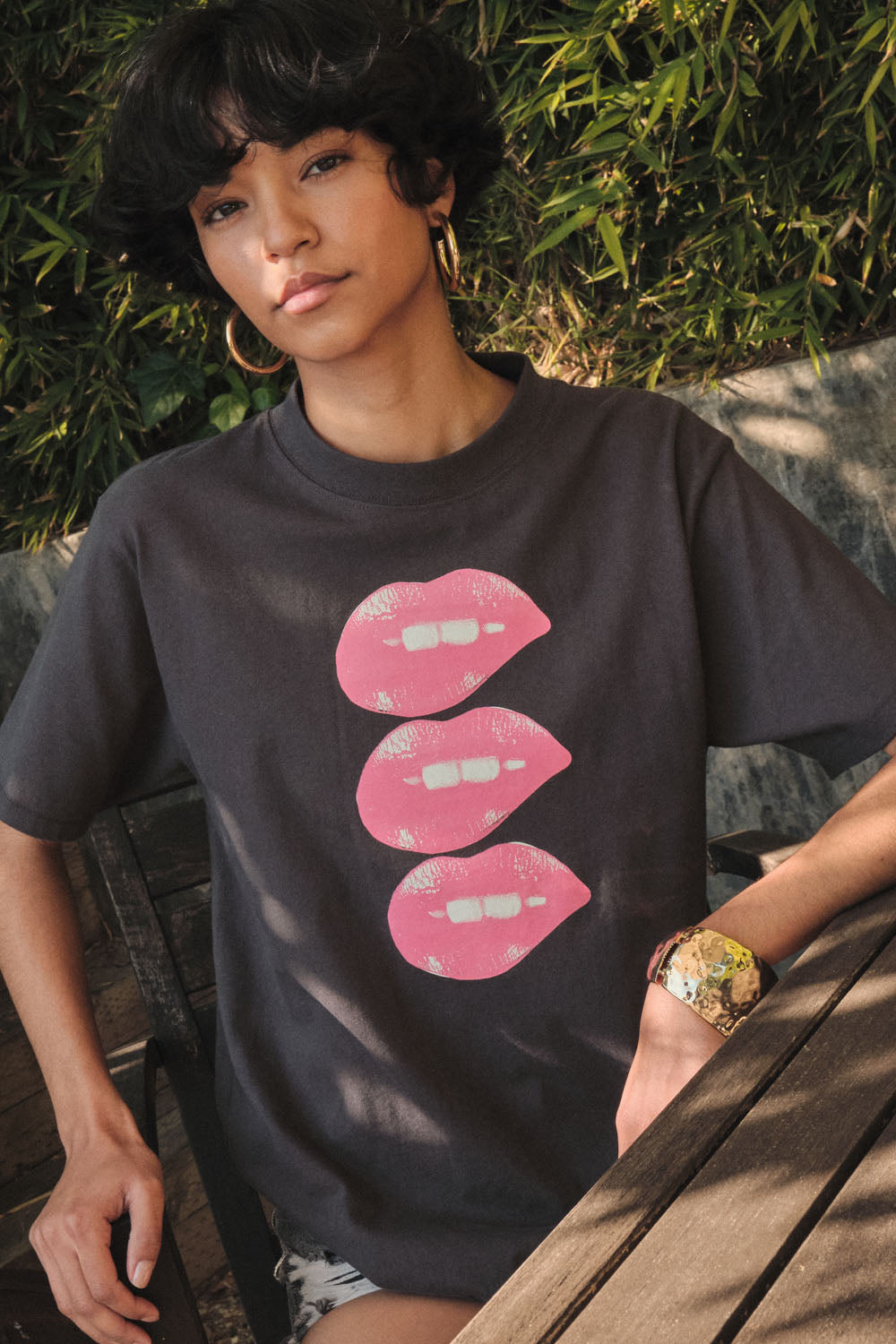 Lip Bite Vintage-Print Garment-Dyed Graphic Tee - ShopPromesa