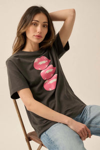 Lip Bite Vintage-Print Garment-Dyed Graphic Tee - ShopPromesa