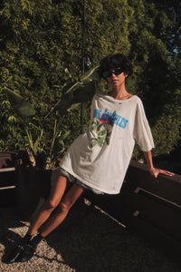Los Angeles Rose Distressed Oversize Graphic Tee - ShopPromesa