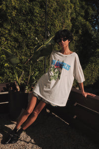 Los Angeles Rose Distressed Oversize Graphic Tee - ShopPromesa