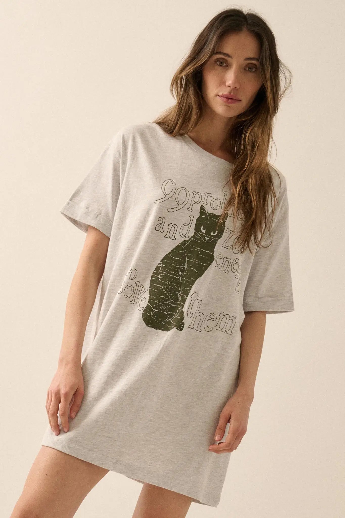 99 Problems Vintage-Print Oversize Cat Graphic Tee - ShopPromesa
