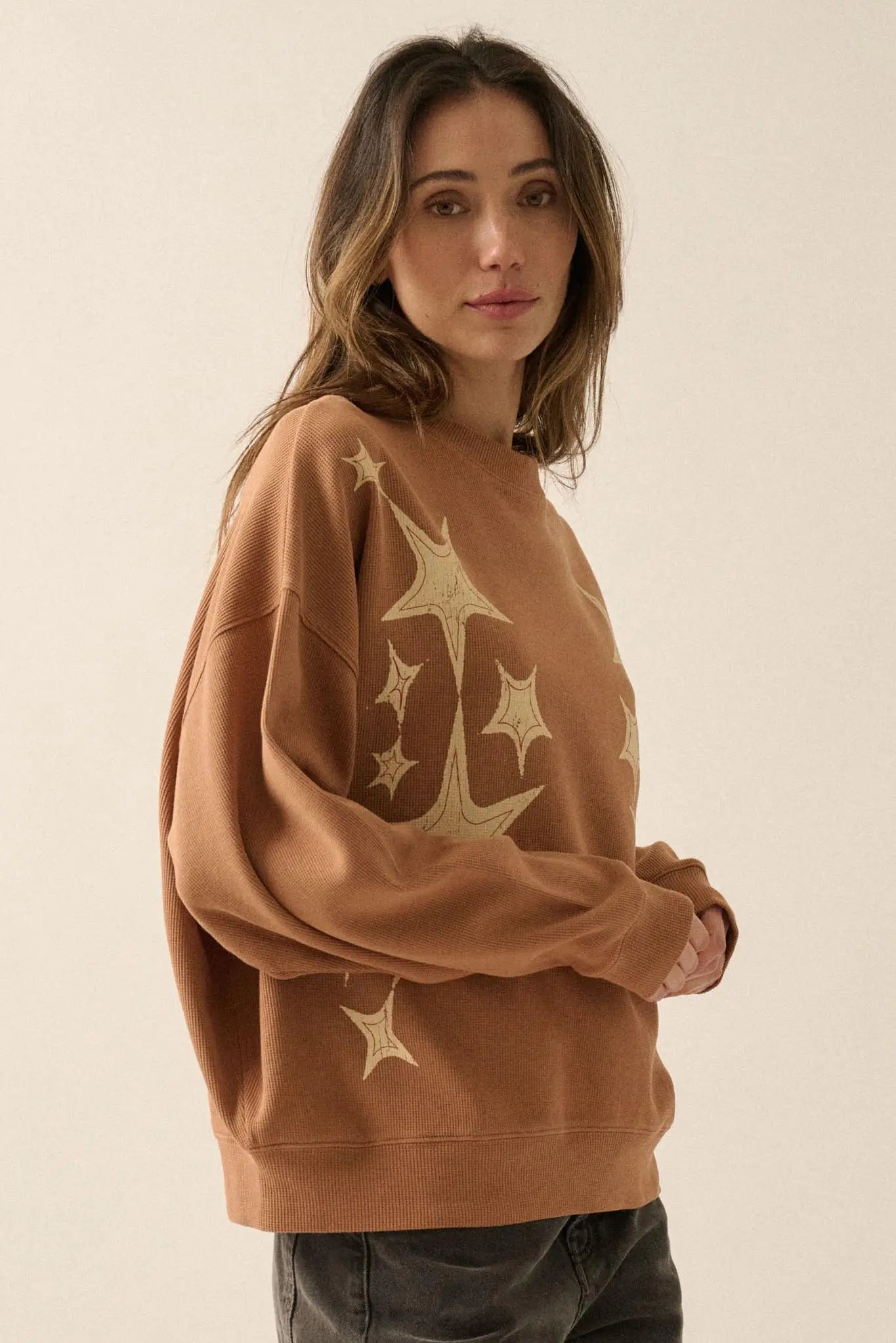 Stars Align Vintage-Print Thermal Graphic Top - ShopPromesa