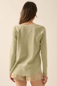 Big Bear Split-Neck Thermal Graphic Top - ShopPromesa