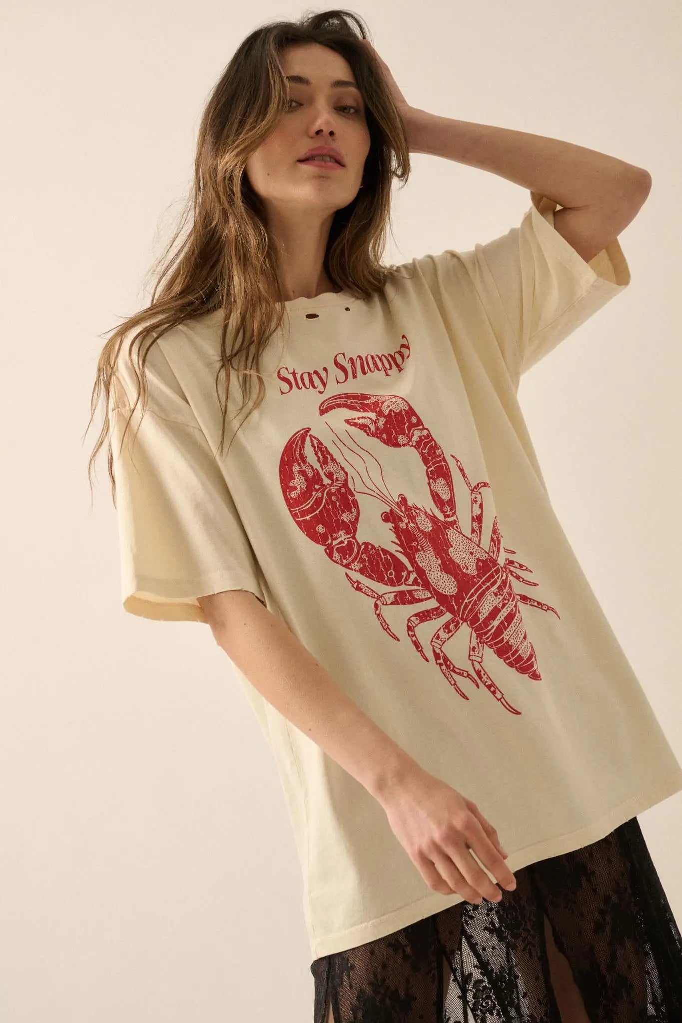 Stay Snappy Distressed Lobster Graphic Tee - ShopPromesa