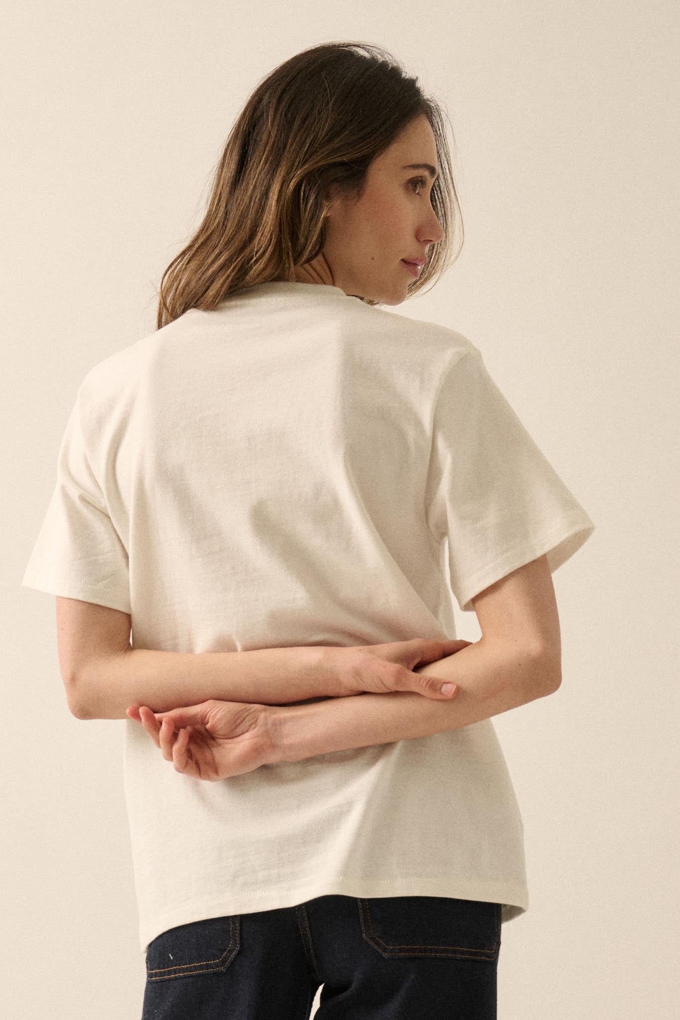 California Dreamers Vintage-Print Graphic Tee - ShopPromesa