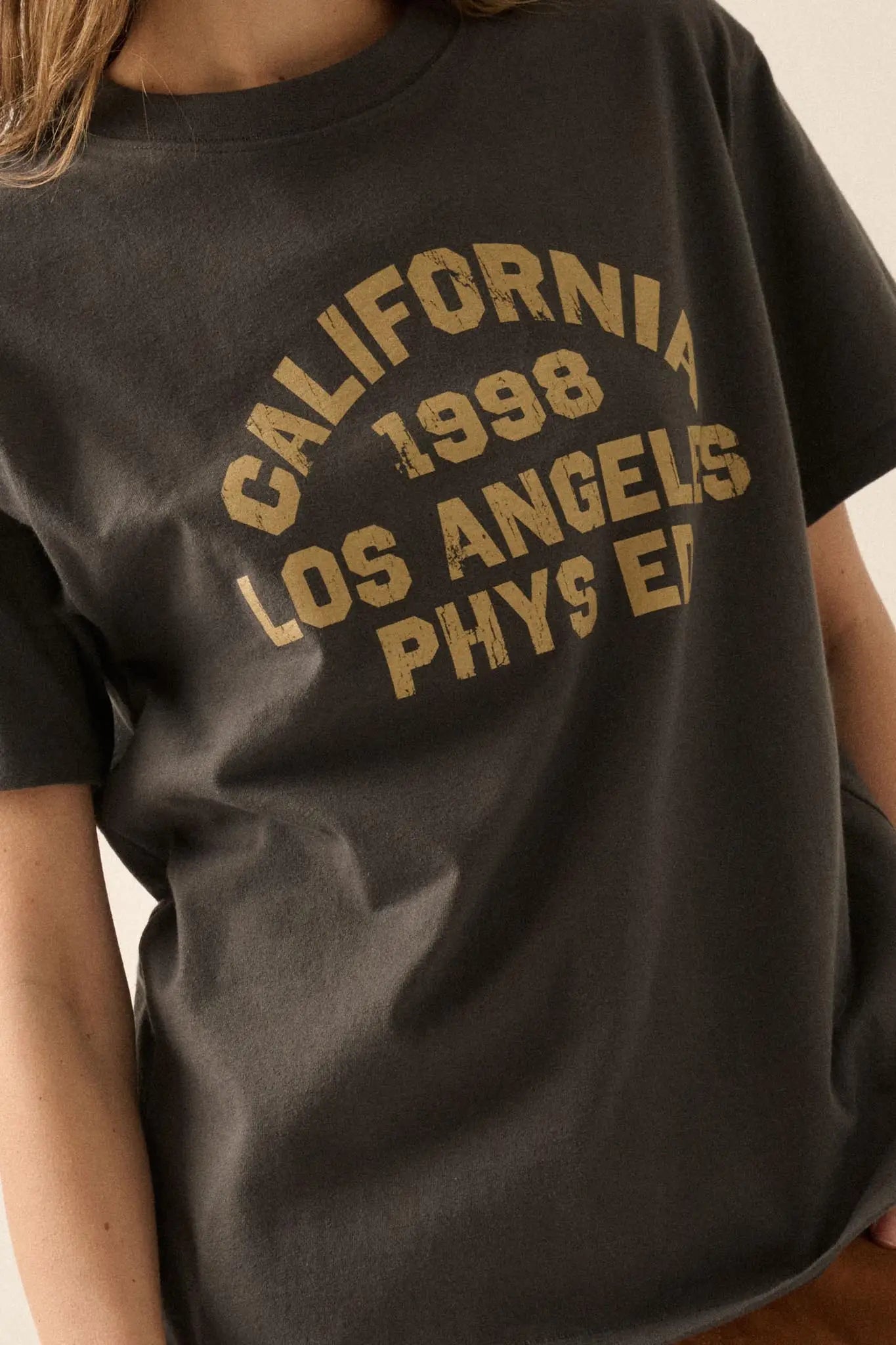 1998 Los Angeles Phys Ed Vintage-Print Graphic Tee - ShopPromesa