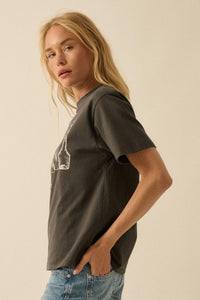 Blooming Bottles Vintage-Print Floral Graphic Tee - ShopPromesa